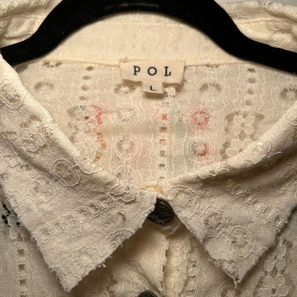 POL Tulip and Cream Lace Button-Up Top - Picture 2 of 11